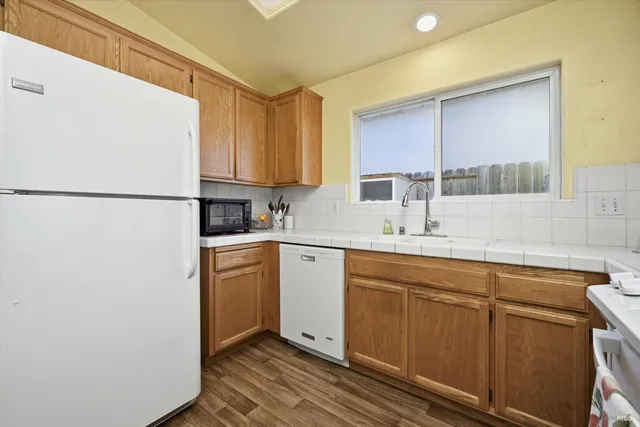 $725,000 | 1256 Pear Tree Lane, Napa, CA 94558