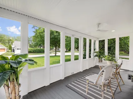 $799,000 | 541 East Hickory Street, Hinsdale, IL 60521