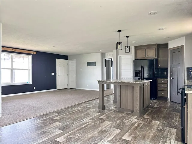 $375,000 | 410 Southeast Se Highway, Laredo, MO 64652