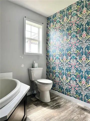 $375,000 | 410 Southeast Se Highway, Laredo, MO 64652