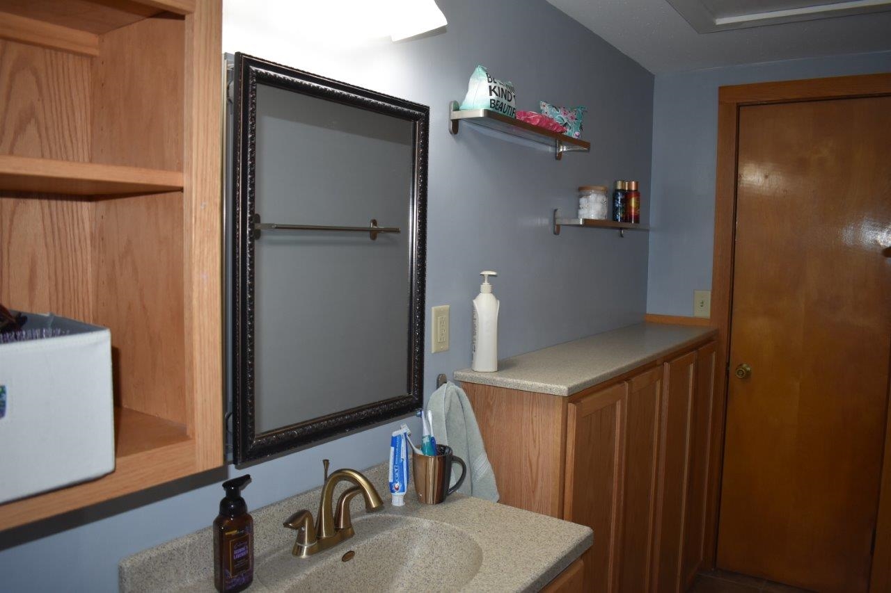 1317 Wooster Road Winona Lake, IN 46590 - Photo 3 of 30 Gallery Image 3
