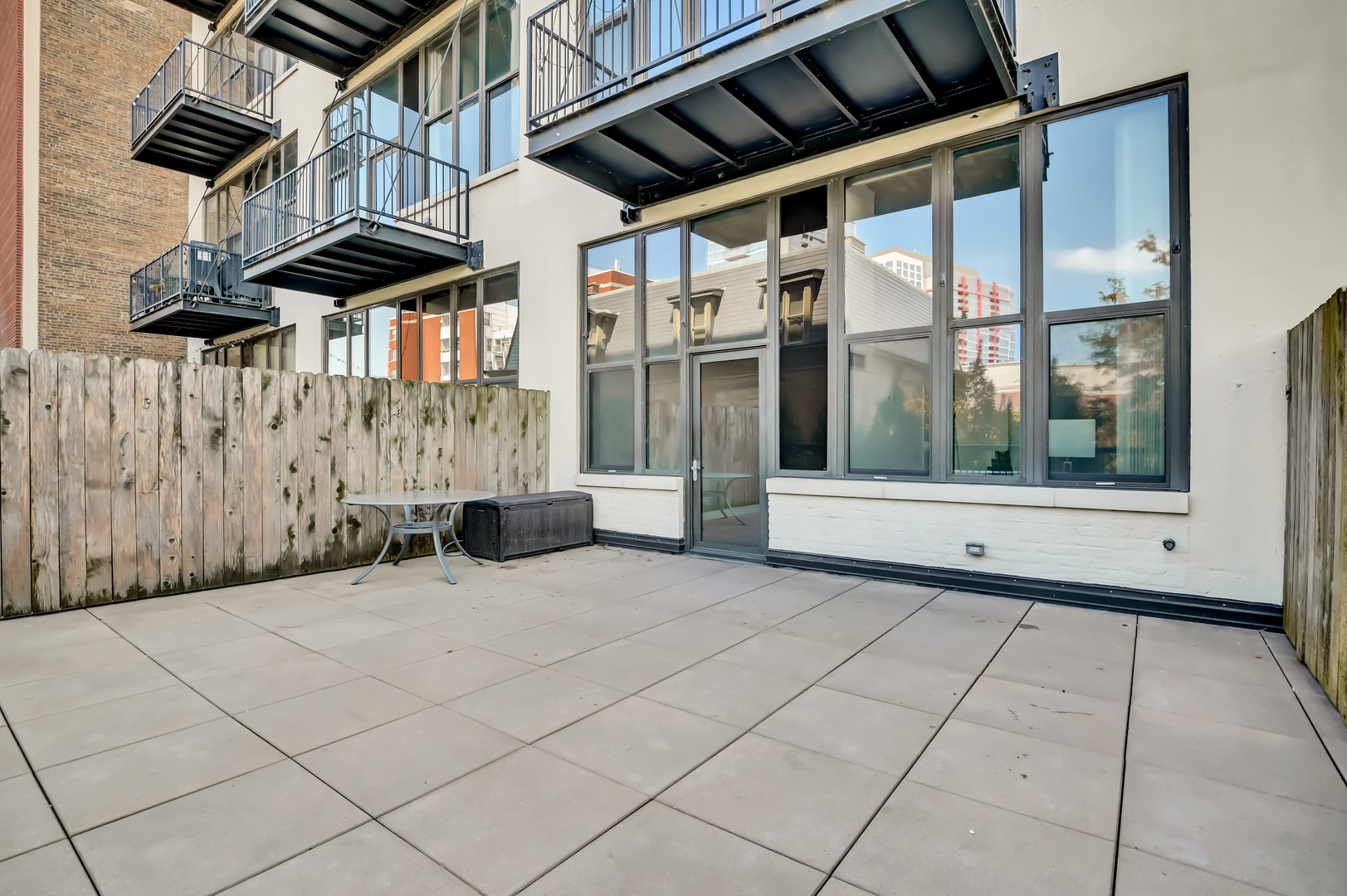 320 East 21st Street, Unit 204 Chicago, IL 60616 - Photo 16 of 31