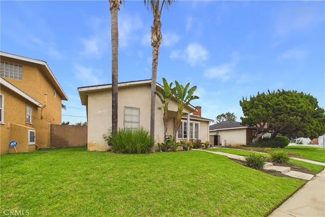 $950,000 | 1331 East Marshall Place, Long Beach, CA 90807