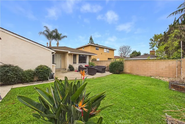 $950,000 | 1331 East Marshall Place, Long Beach, CA 90807