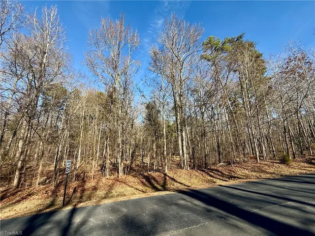 $75,000 | 200 Harbor Drive East, Lexington, NC 27292