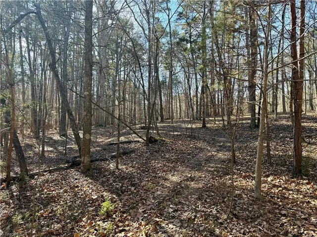 $75,000 | 200 Harbor Drive East, Lexington, NC 27292