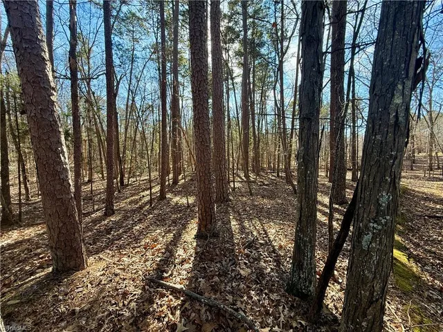 $75,000 | 200 Harbor Drive East, Lexington, NC 27292