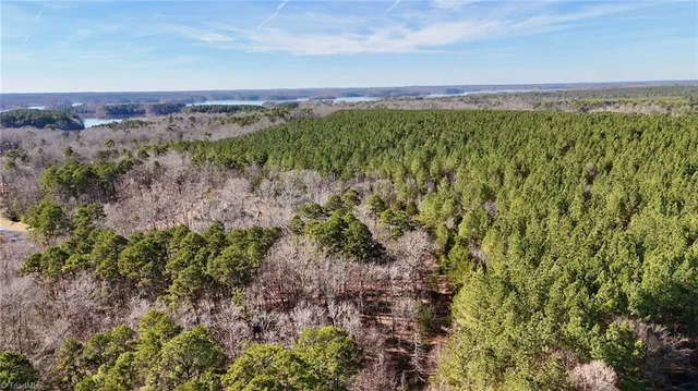 $75,000 | 200 Harbor Drive East, Lexington, NC 27292