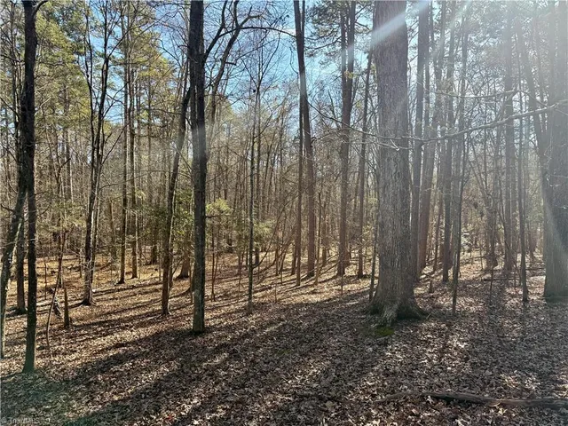 $75,000 | 200 Harbor Drive East, Lexington, NC 27292