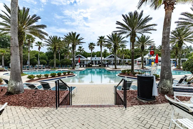 $1,350 | 575 Oakleaf Plantation Parkway, Unit 903, Orange Park, FL 32065