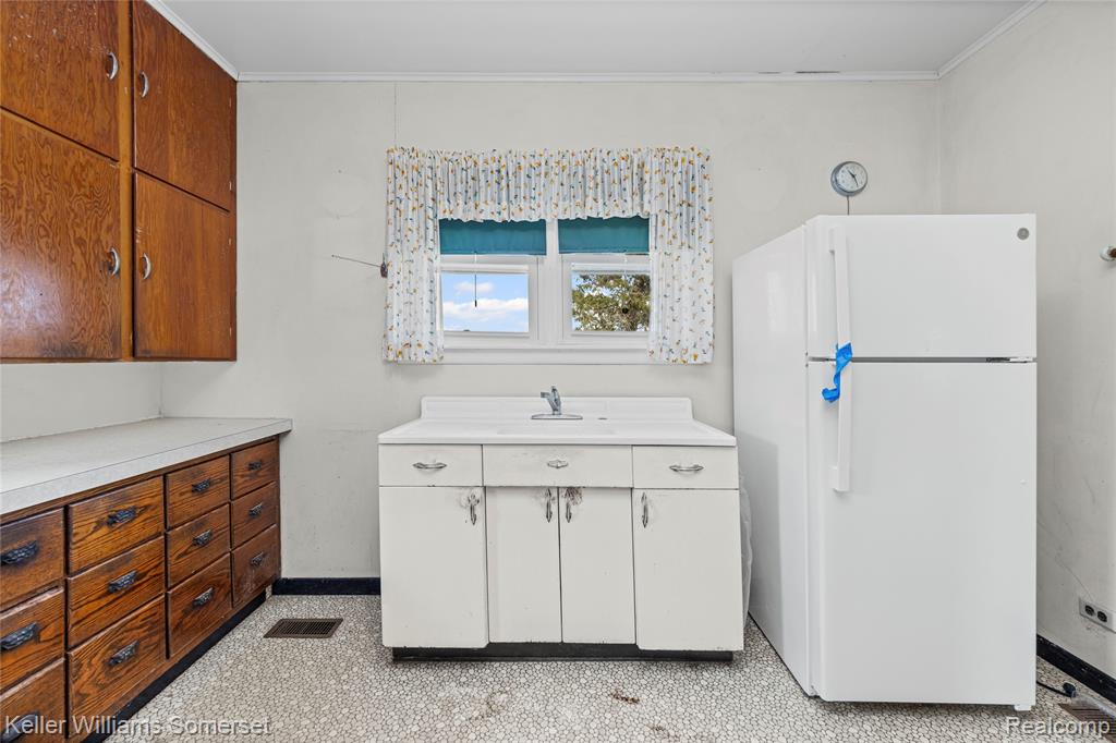 11098 Oelke Road Maybee, MI 48159 - Photo 14 of 48 Gallery Image 14