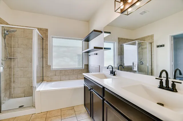 $2,200 | 322 Vermillion Marble Trail, Buda, TX 78610