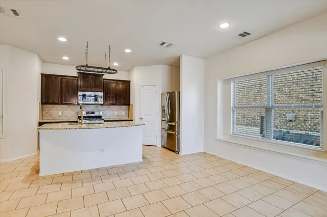 $2,200 | 322 Vermillion Marble Trail, Buda, TX 78610