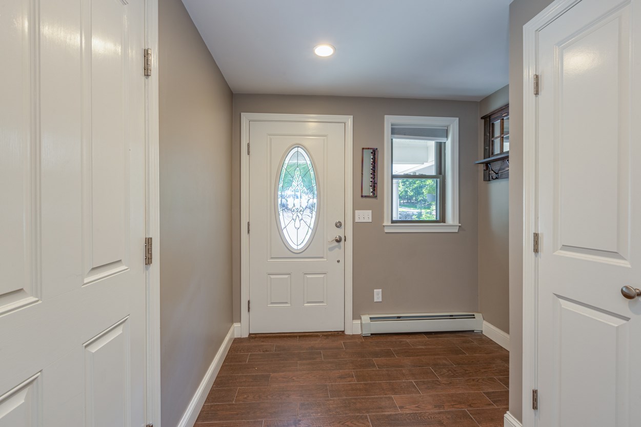 21 Kelley Road Londonderry, NH 03053 - Photo 19 of 36