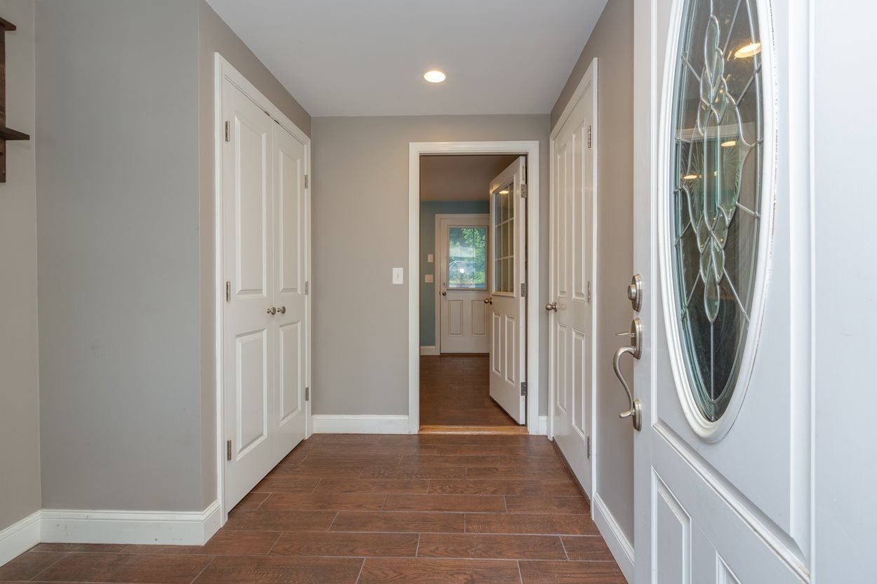 21 Kelley Road Londonderry, NH 03053 - Photo 20 of 36
