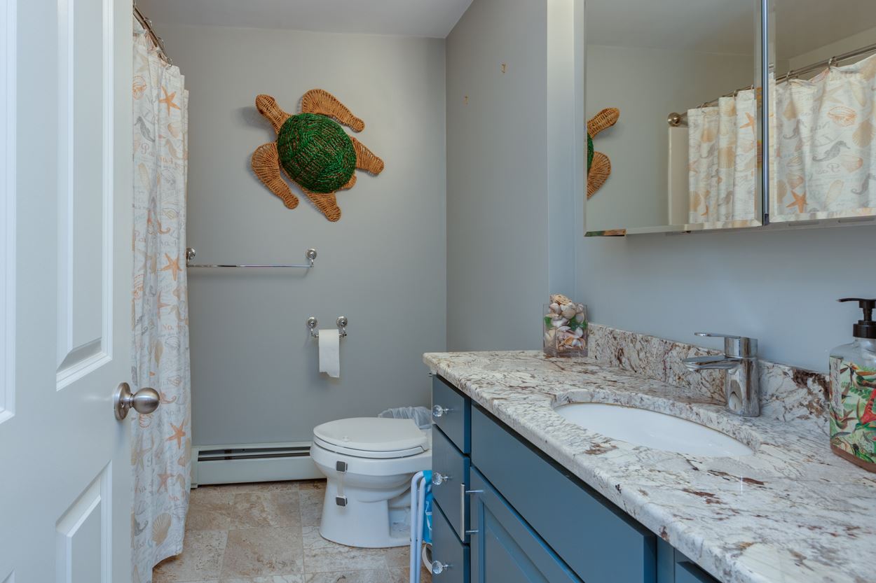 21 Kelley Road Londonderry, NH 03053 - Photo 23 of 36