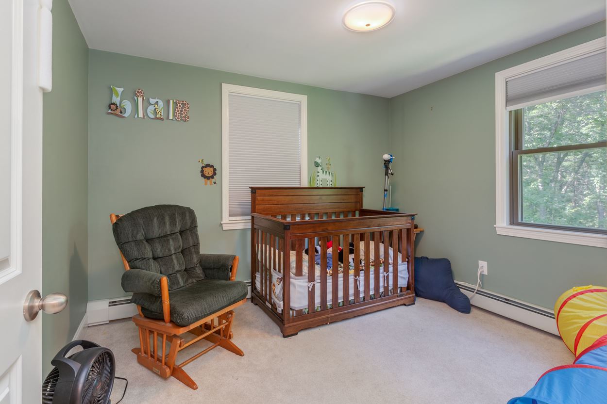 21 Kelley Road Londonderry, NH 03053 - Photo 24 of 36