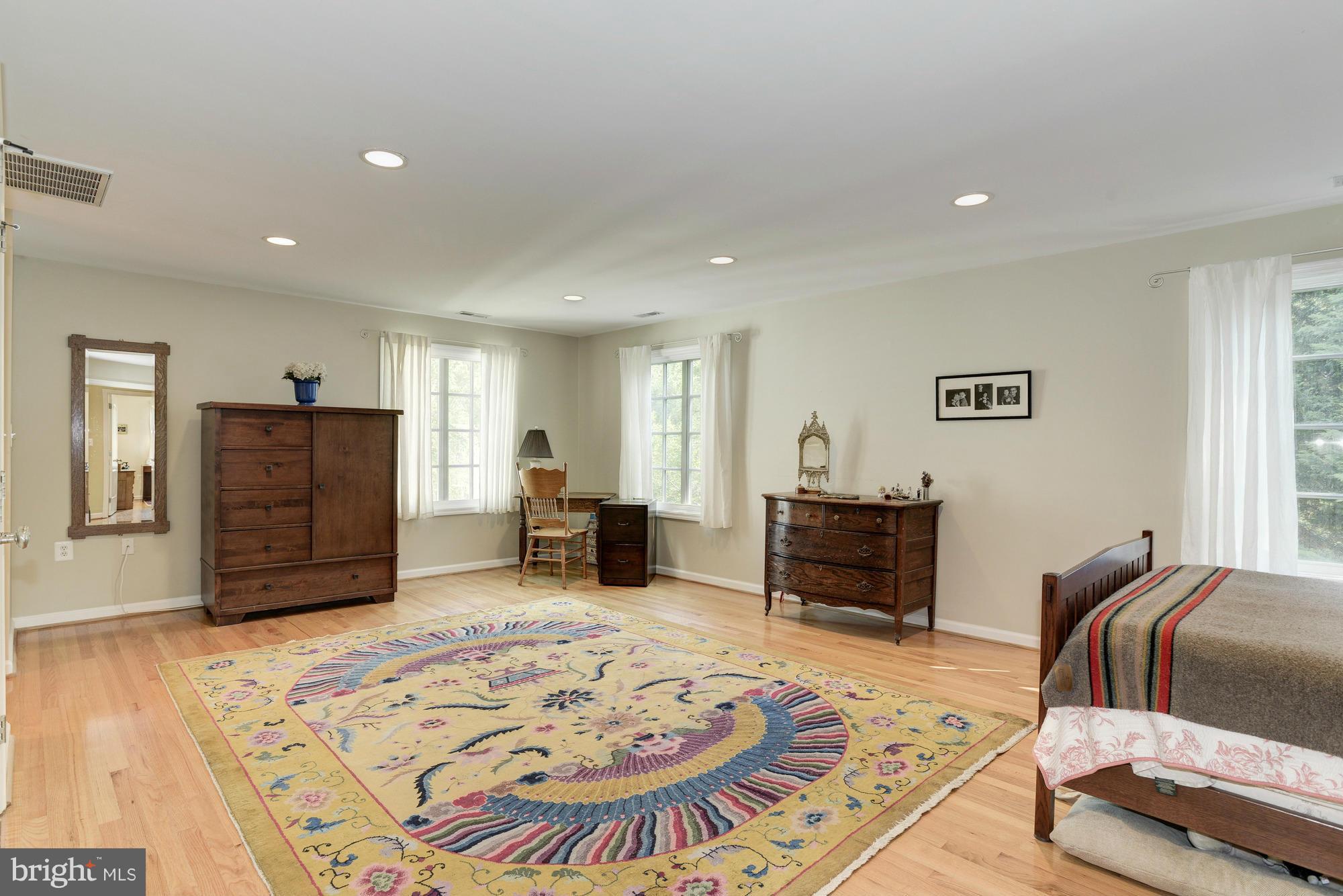4611 Merivale Road Chevy Chase, MD 20815 - Photo 18 of 30 Bedroom (Master)
