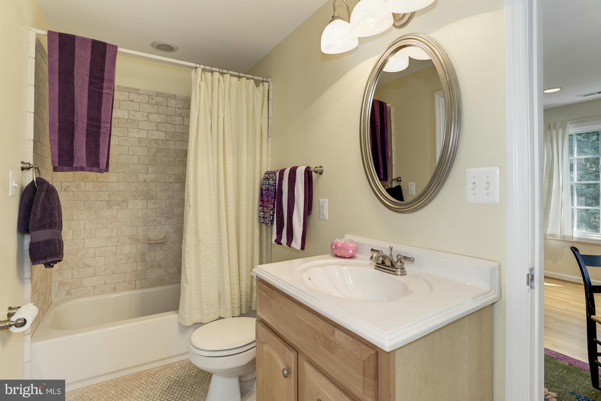4611 Merivale Road Chevy Chase, MD 20815 - Photo 23 of 30 Bath