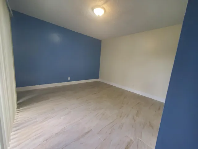 $2,250 | 2464 Waterside Drive, Lake Worth, FL 33461