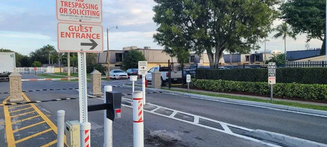 $2,250 | 2464 Waterside Drive, Lake Worth, FL 33461