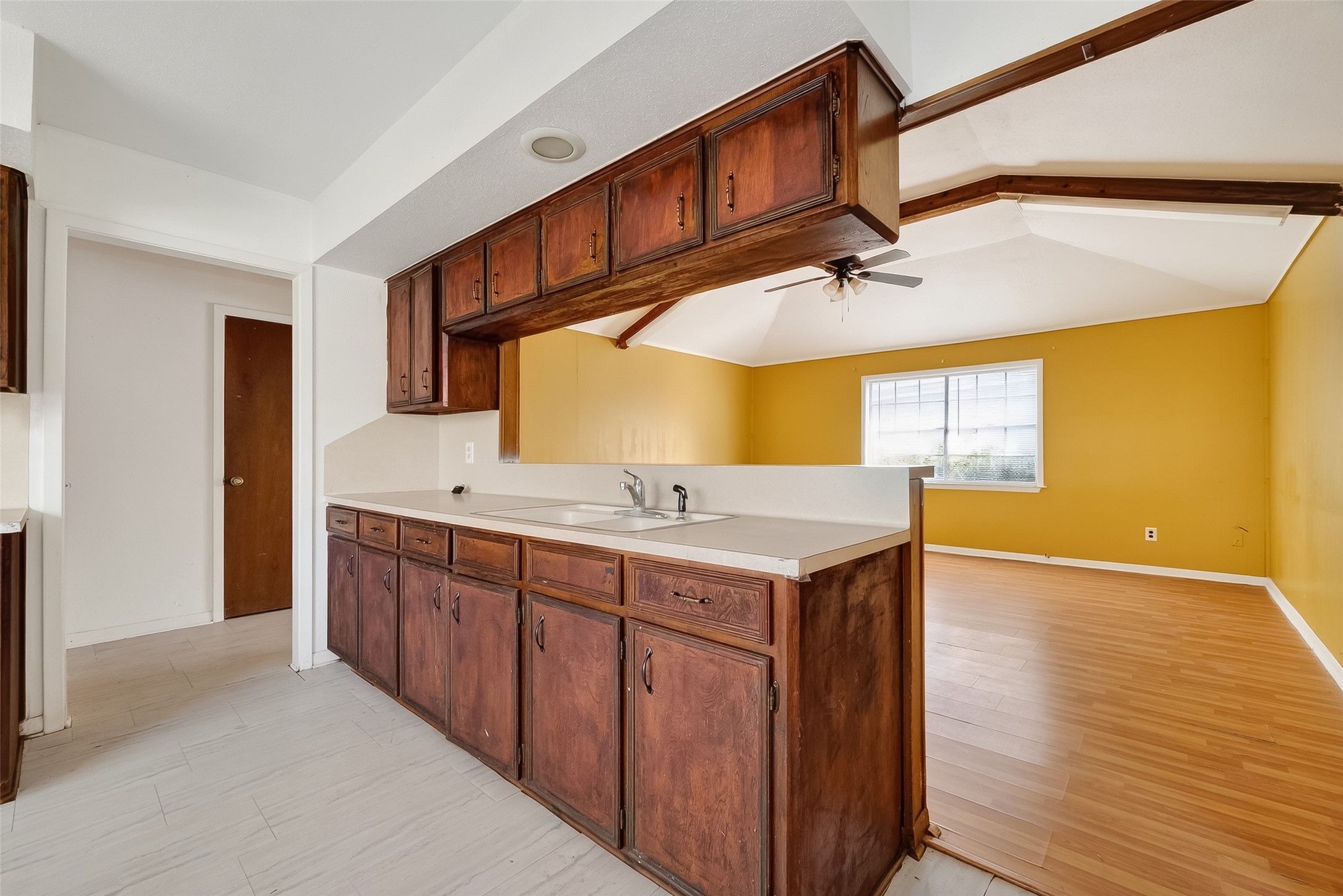 20706 Emerald Street Prairie View, TX 77484 - Photo 15 of 47