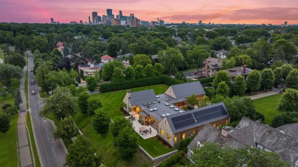 $7,990,000 | 2505 Lake Of The Isles Parkway East, Minneapolis, MN 55405