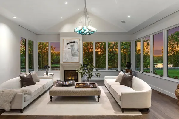 $7,990,000 | 2505 Lake Of The Isles Parkway East, Minneapolis, MN 55405