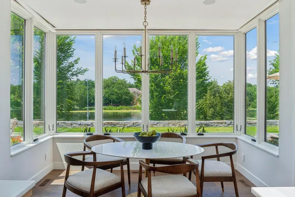 $7,990,000 | 2505 Lake Of The Isles Parkway East, Minneapolis, MN 55405