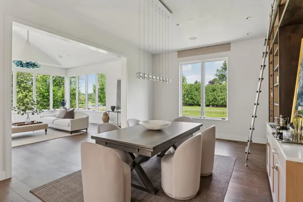 $7,990,000 | 2505 Lake Of The Isles Parkway East, Minneapolis, MN 55405