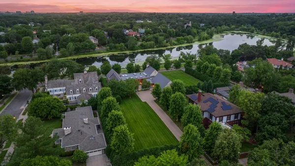 $7,990,000 | 2505 Lake Of The Isles Parkway East, Minneapolis, MN 55405