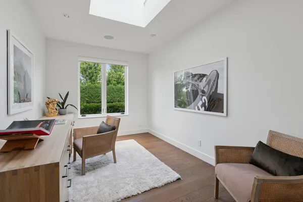 $7,990,000 | 2505 Lake Of The Isles Parkway East, Minneapolis, MN 55405