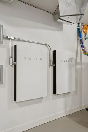 $7,990,000 | 2505 Lake Of The Isles Parkway East, Minneapolis, MN 55405