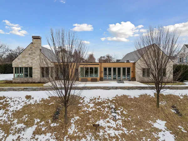$7,990,000 | 2505 Lake Of The Isles Parkway East, Minneapolis, MN 55405