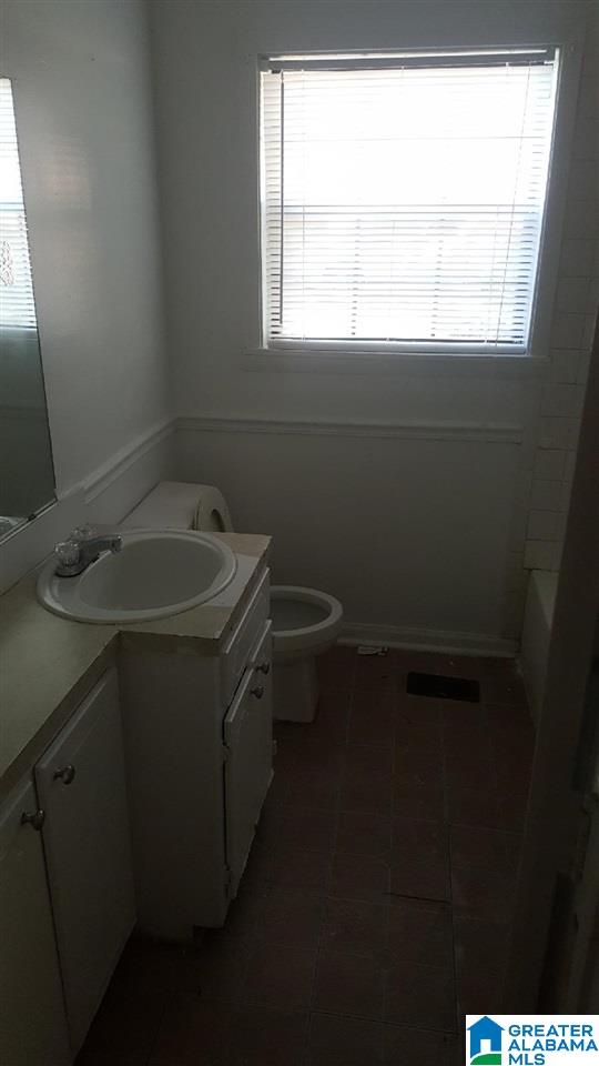 1256 18th Place Southwest Birmingham, AL 35211 - Photo 6 of 6