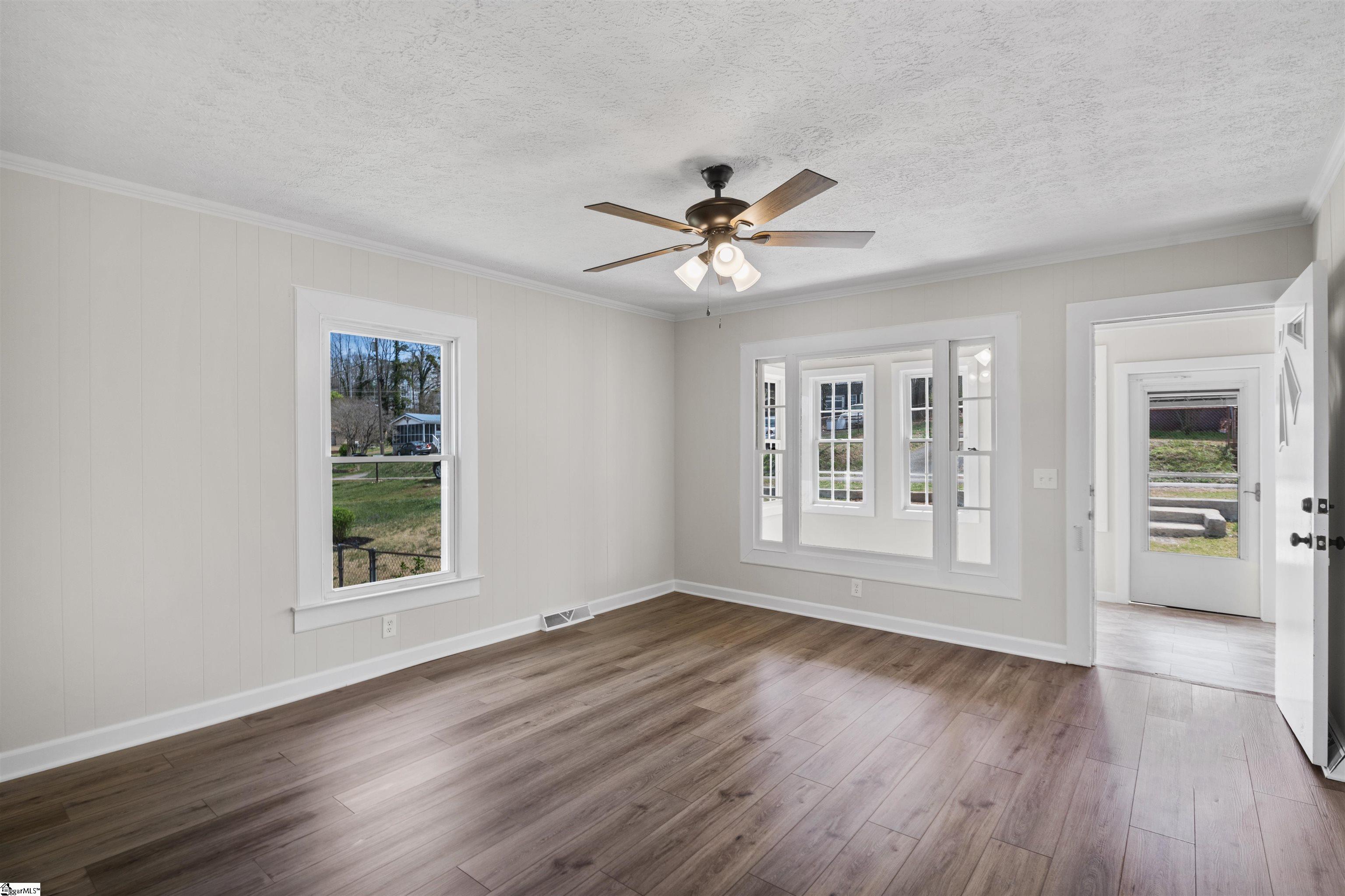 113 Ligon Street Pickens, SC 29671 - Photo 16 of 38