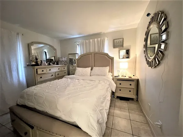 $2,100 | 17 Carey Avenue, Unit G3, Watertown, MA 02472