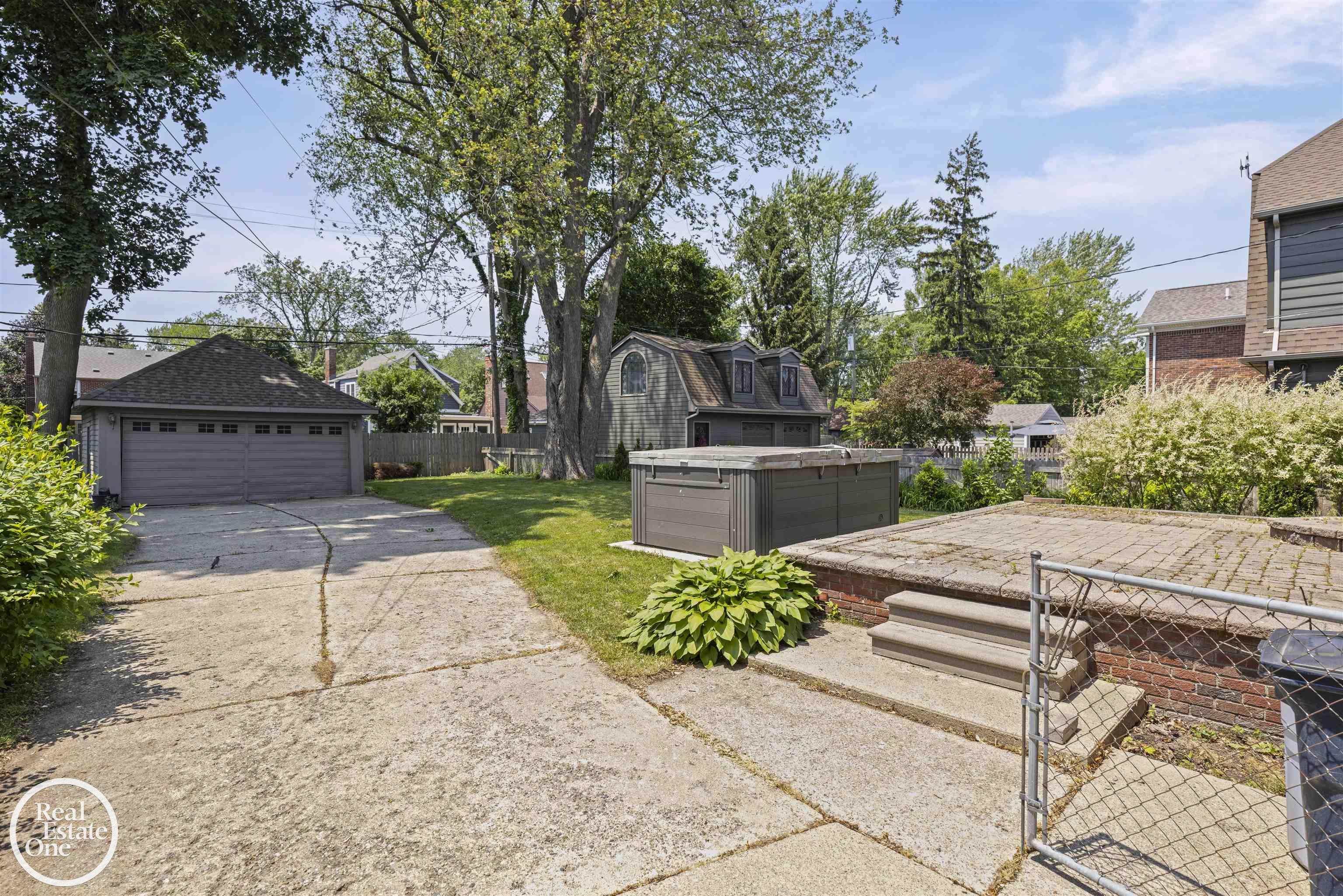 797 Lincoln Road Grosse Pointe, MI 48230 - Photo 26 of 39 50178152-6d24797f-691a-4f44-81ac-8dd9b5cd334f.JPG