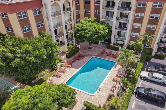 $318,000 | 400 North Riverside Drive, Unit 214, Pompano Beach, FL 33062