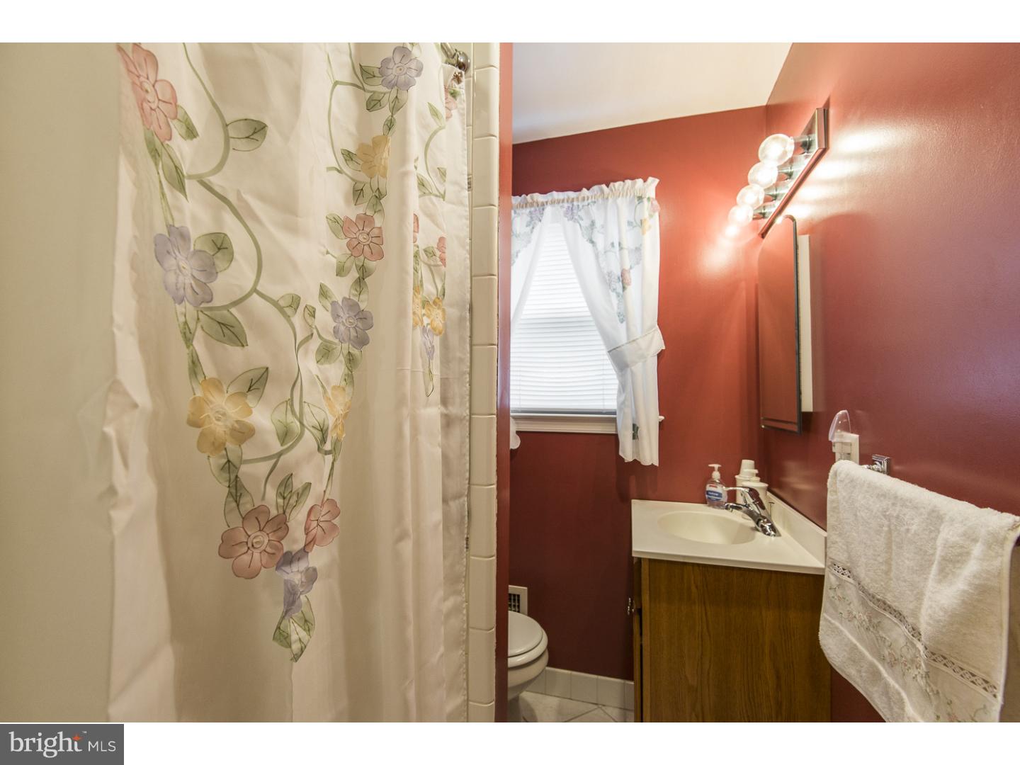 1421 Lawrence Road Havertown, PA 19083 - Photo 17 of 23 Bathroom