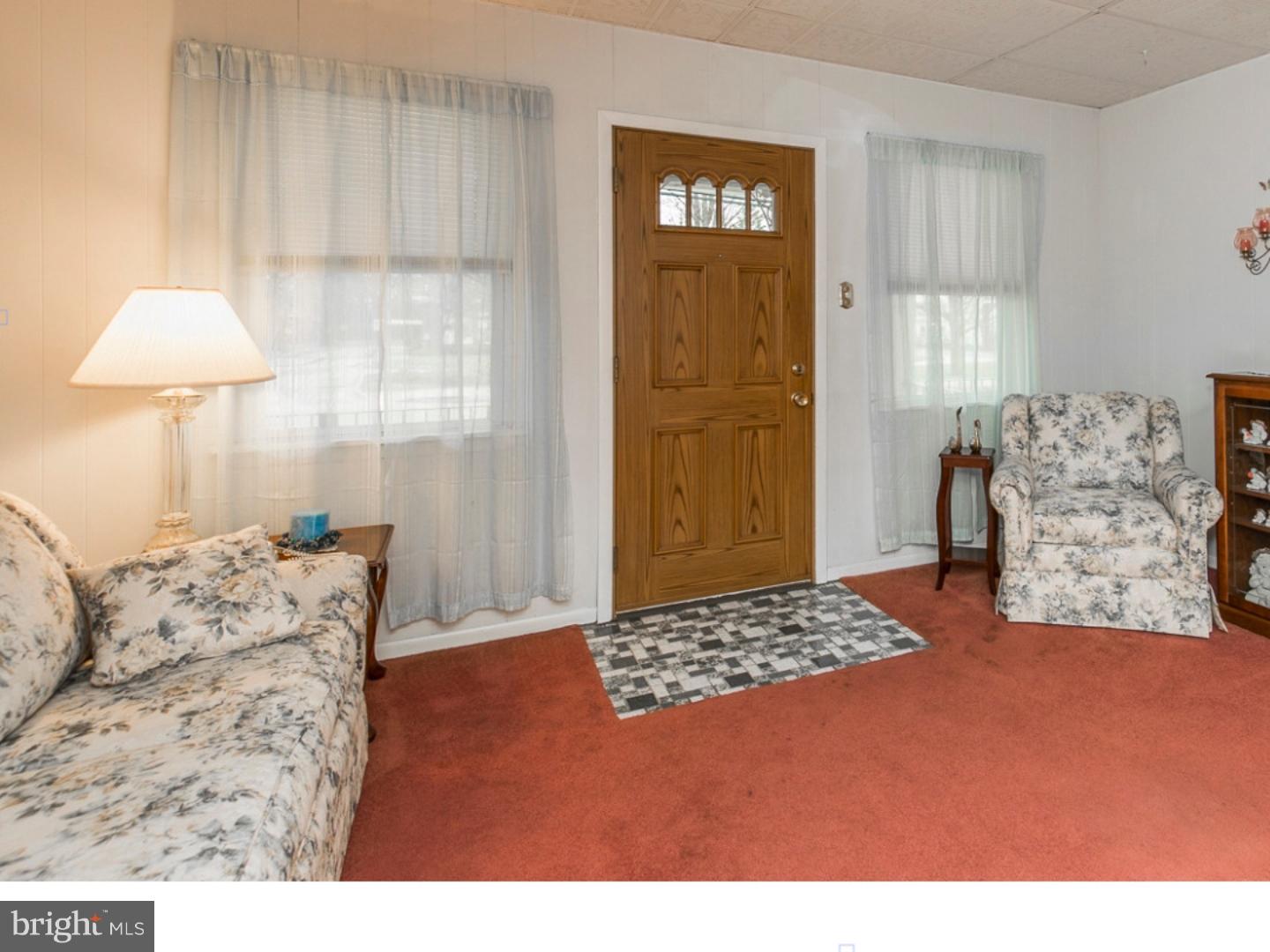 1421 Lawrence Road Havertown, PA 19083 - Photo 3 of 23 Living Room