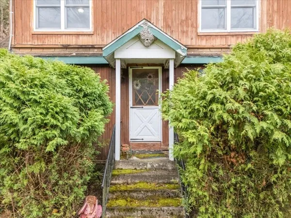$179,900 | 759 Hotchkiss Hill Road, Greene, NY 13778