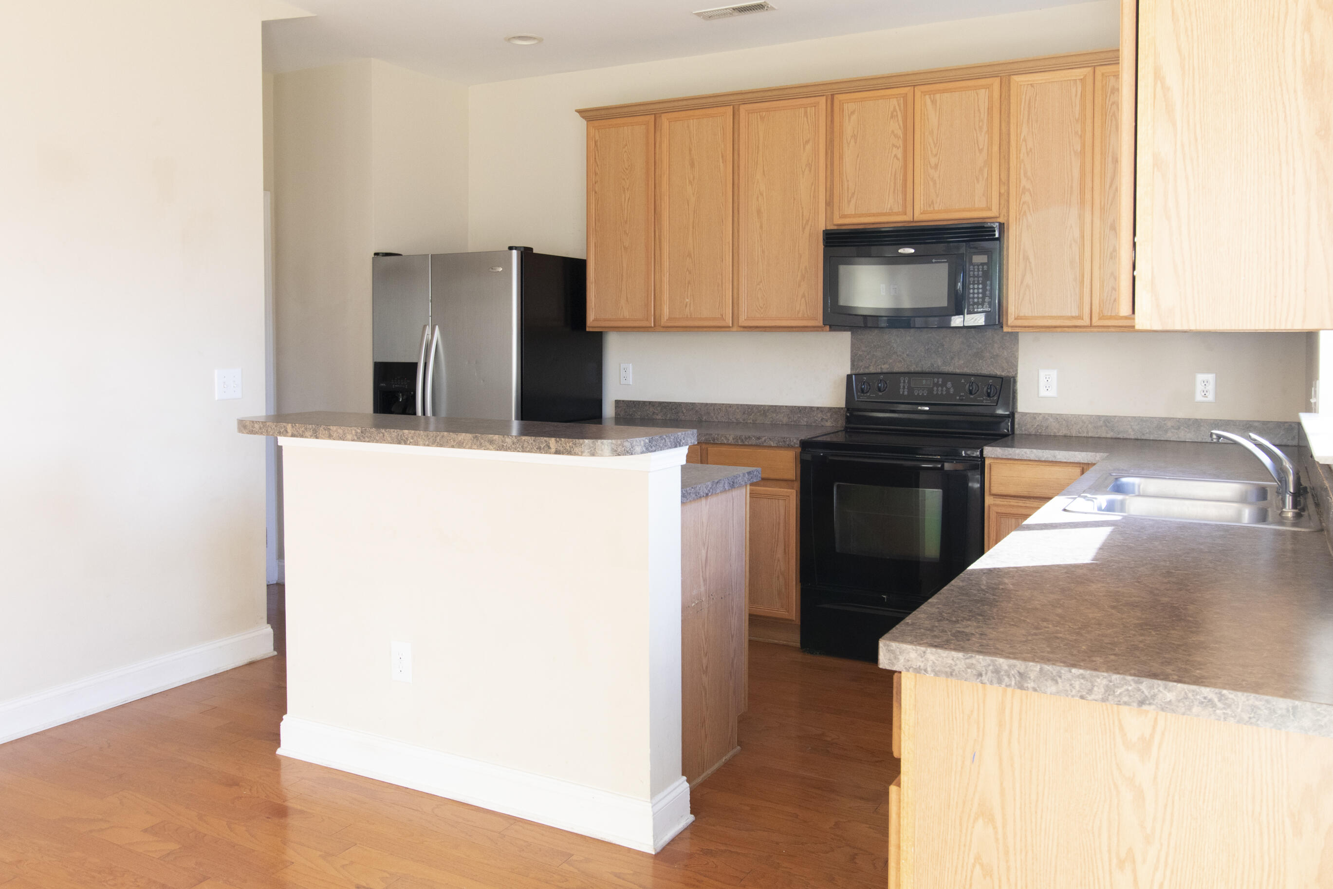 247 Woodbrook Way Moncks Corner, SC 29461 - Photo 10 of 20 3246 High Rez-8