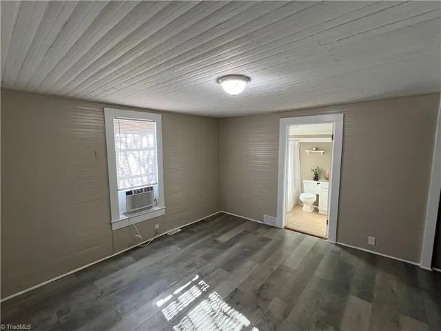 $995 | 3912 Overdale Road, Winston-Salem, NC 27107