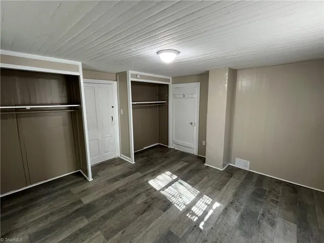 $995 | 3912 Overdale Road, Winston-Salem, NC 27107