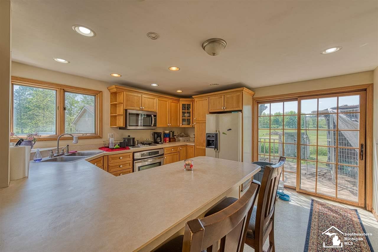 1639 Steiner Road Monroe, MI 48162 - Photo 4 of 38 50076116-3.JPG