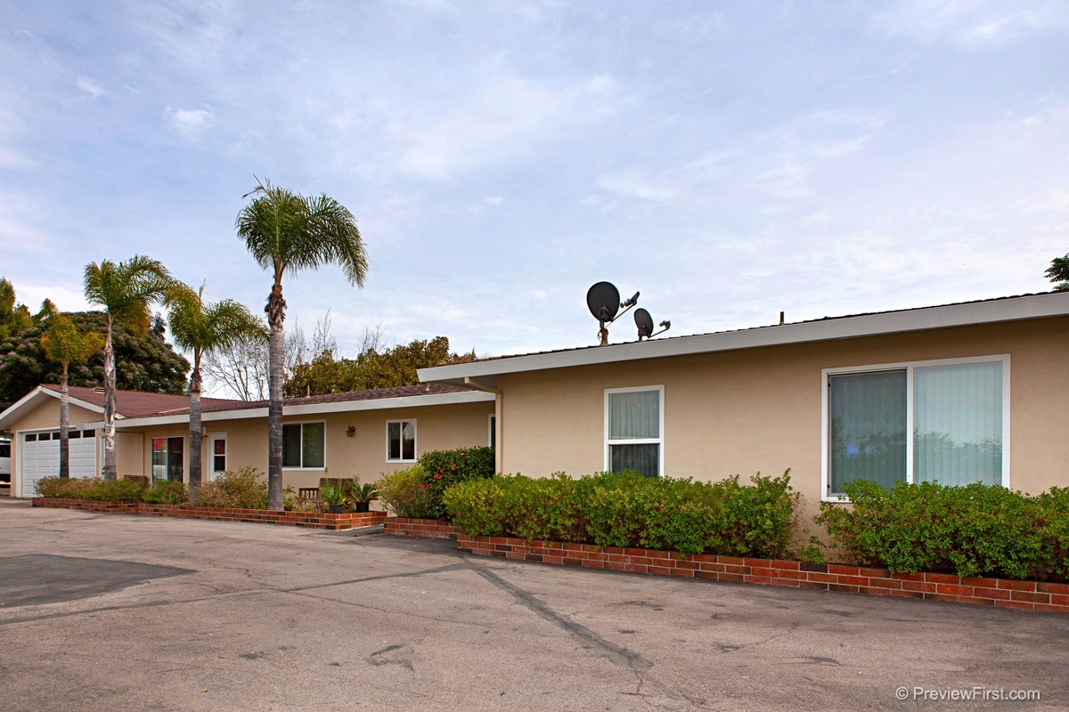 31601 Wrightwood Road Bonsall, CA 92003 - Photo 2 of 25 Gallery Image 2