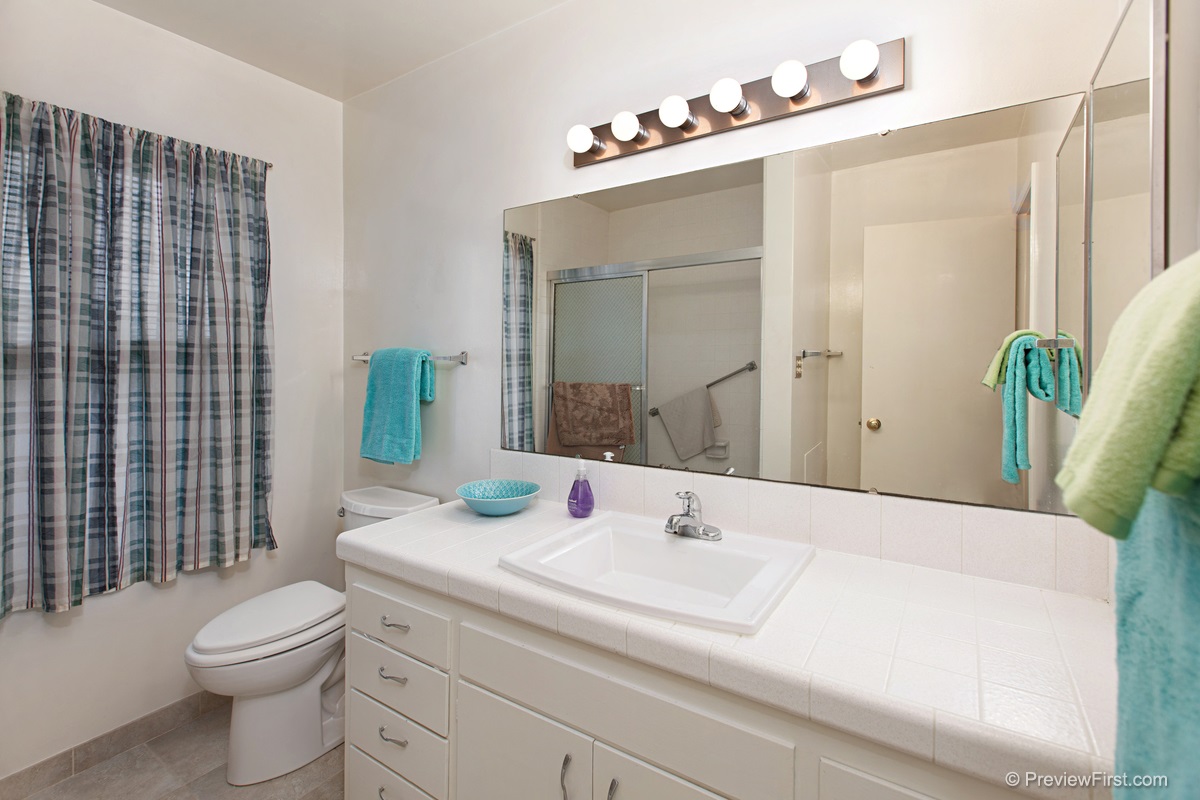 31601 Wrightwood Road Bonsall, CA 92003 - Photo 12 of 25 Gallery Image 12