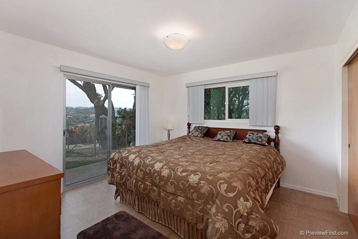 31601 Wrightwood Road Bonsall, CA 92003 - Photo 9 of 25 Gallery Image 9
