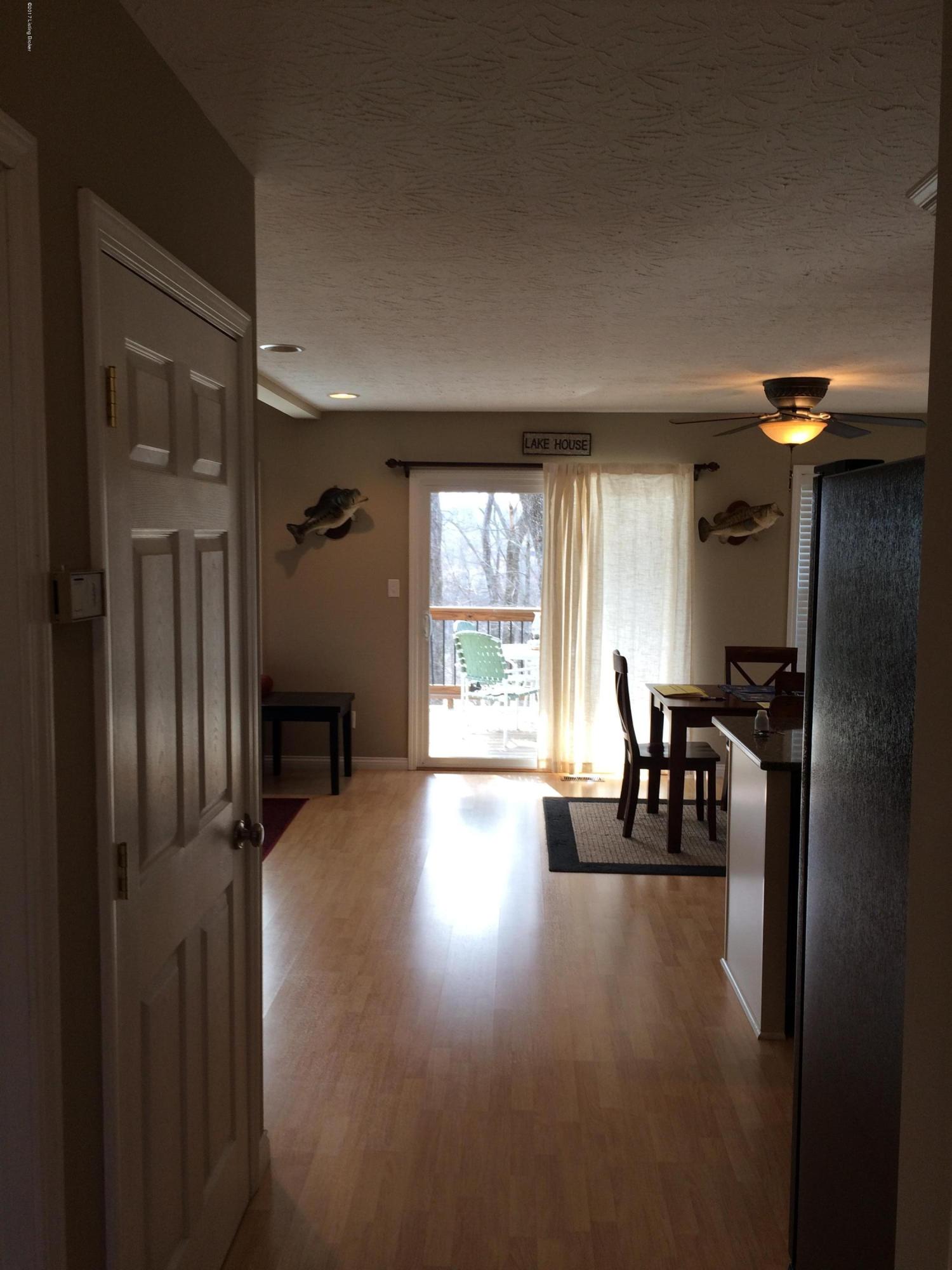 431 Lakefront Road Leitchfield, KY 42754 - Photo 12 of 28 Hallway
